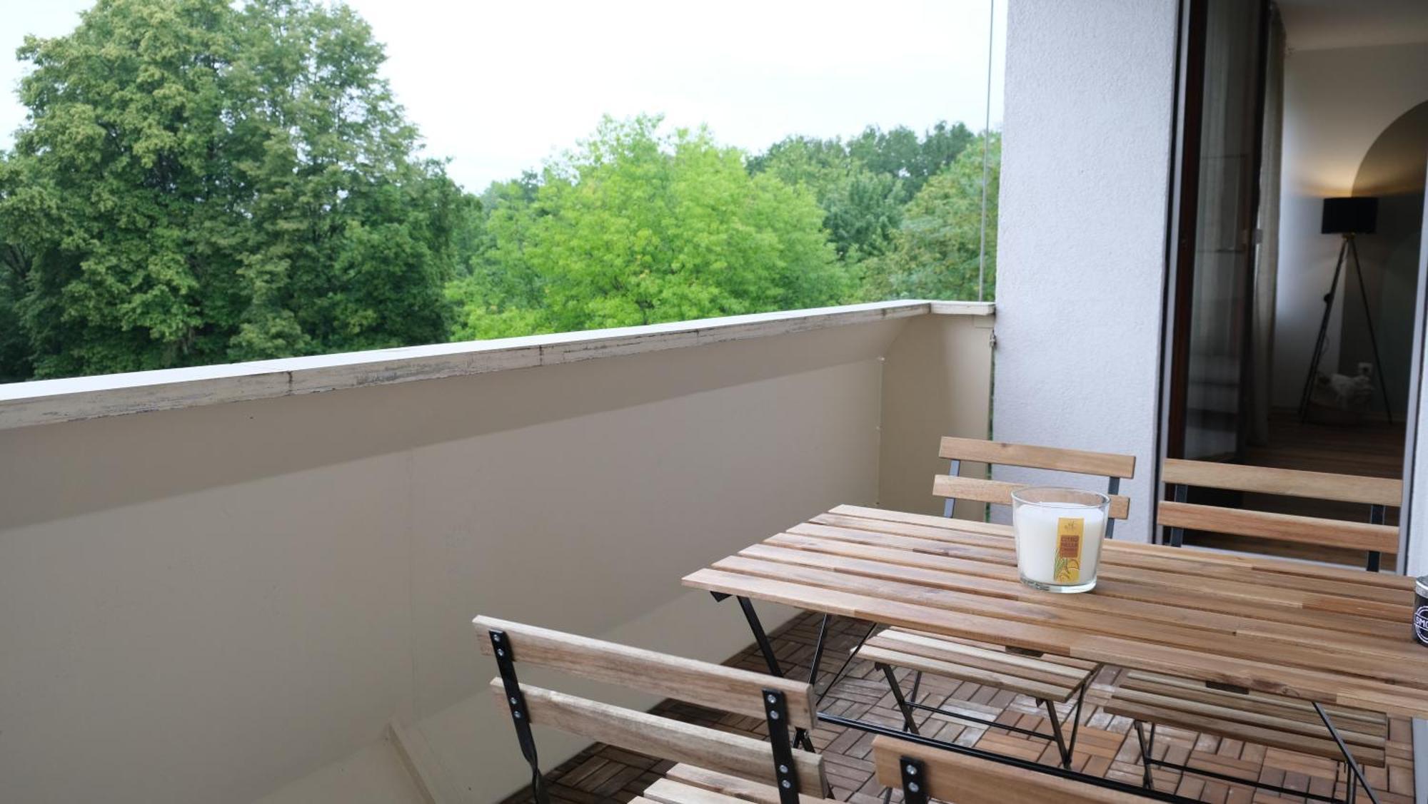 ギュンツブルクCasa Luxe - 120Qm - Zentral - Familienfreundlich - Parkplatz - 5Km Zum Legolandアパートメント エクステリア 写真